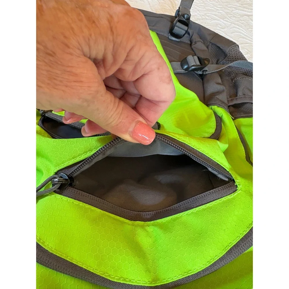 High Sierra‎ Loop Backpack, Green & Gray for Work, School, Travel.